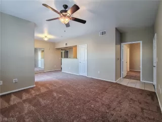 Photo #3: 2500887 Listing