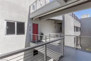 Photo #3: 2500925 Listing 