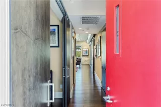 Photo #5: 2500925 Listing 