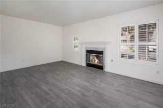 Photo #2: 2500930 Listing 
