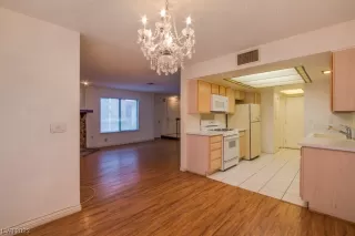 Photo #3: 2500931 Listing 