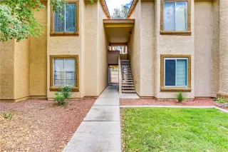 Photo #2: 2500935 Listing