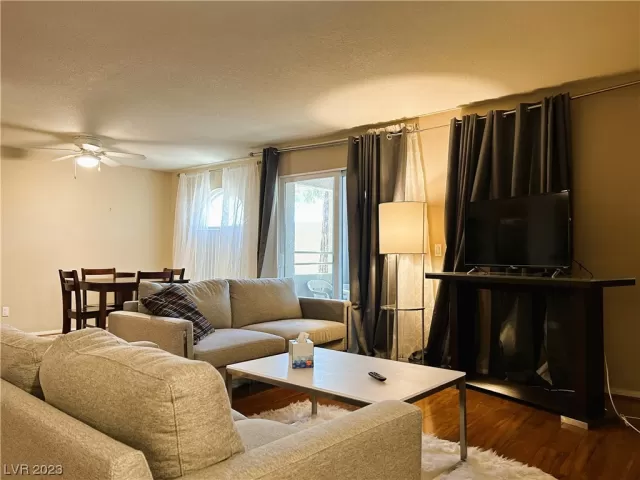 MLS: 2500949 Condo For Sale