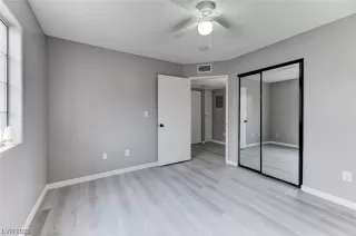 Photo #2: 2501052 Listing 