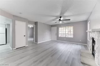 Photo #5: 2501052 Listing 