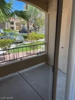 Photo #3: 2501120 Listing