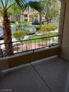 Photo #4: 2501120 Listing