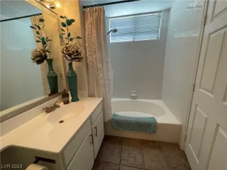 Photo #3: 2501149 Listing 