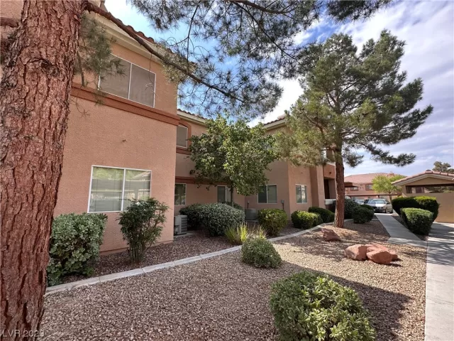MLS: 2501208 Condo For Sale