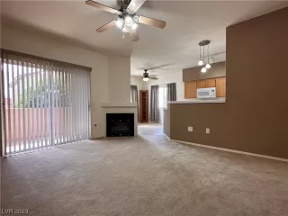 Photo #4: 2501208 Listing 