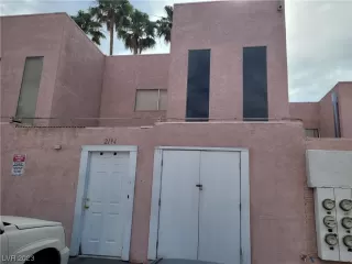 Photo #3: 2501257 Listing 