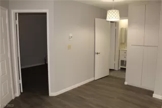 Photo #4: 2501264 Listing 