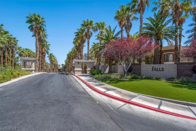 MLS: 2501292 Condo For Sale