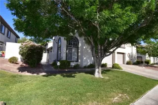 Photo #2: 2501355 Listing 