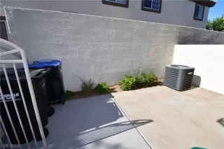 Photo #6: 2501355 Listing 