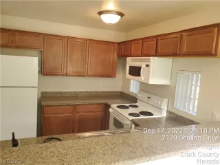 Photo #2: 2501367 Listing 