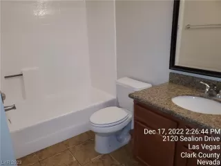 Photo #5: 2501367 Listing 