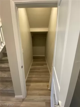 Photo #5: 2501390 Listing