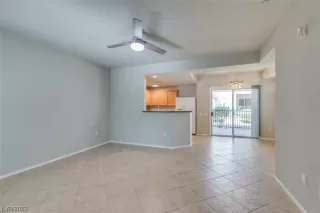 Photo #2: 2501405 Listing 