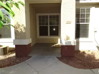 Photo #1: 2501439 Listing 