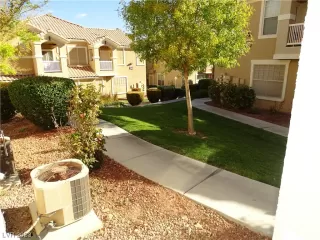 Photo #2: 2501439 Listing 