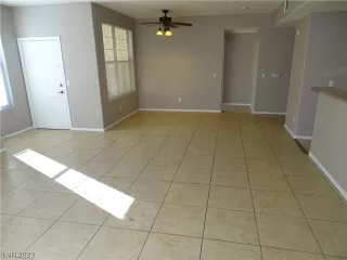 Photo #4: 2501439 Listing 