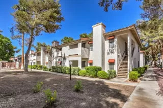 Photo #1: 2501465 Listing