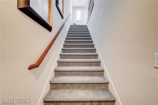 Photo #2: 2501482 Listing 