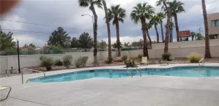 Photo #4: 2501494 Listing 