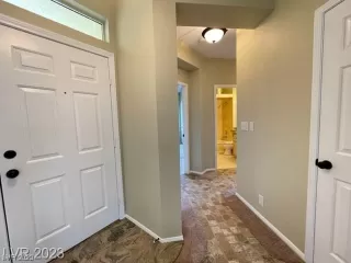 Photo #1: 2501544 Listing 