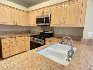 Photo #6: 2501544 Listing 