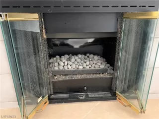 Photo #3: 2501551 Listing