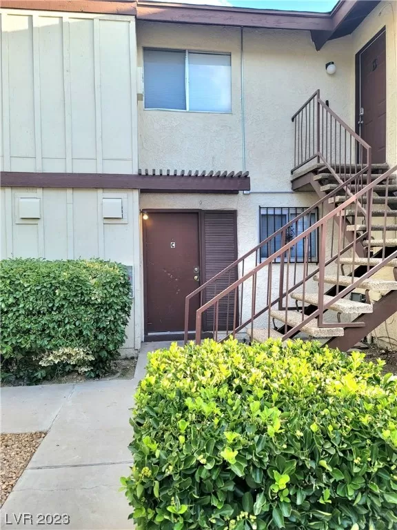 MLS: 2501556 Condo For Sale