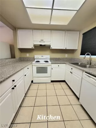 Photo #6: 2501556 Listing