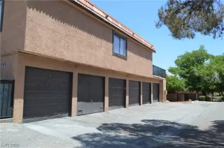 Photo #1: 2501575 Listing