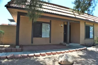 Photo #2: 2501575 Listing