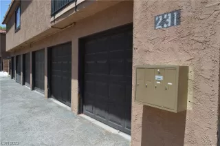 Photo #6: 2501575 Listing