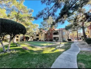 Photo #2: 2501585 Listing 