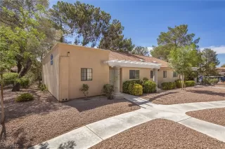 Photo #1: 2501595 Listing