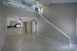 Photo #5: 2501606 Listing 