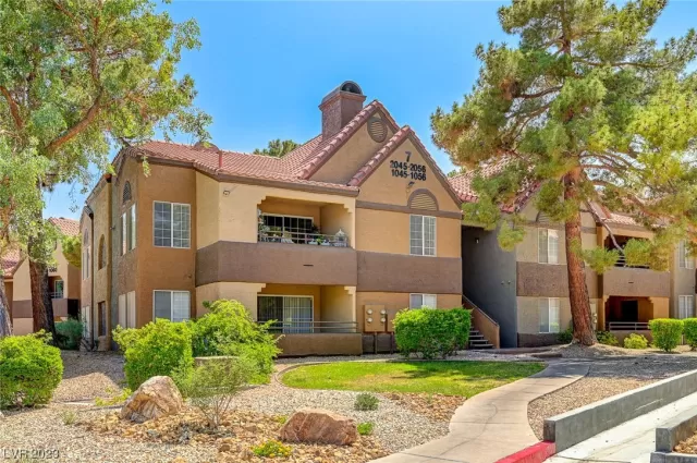 MLS: 2501688 Condo For Sale