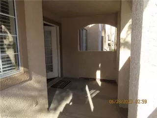 Photo #2: 2501750 Listing 