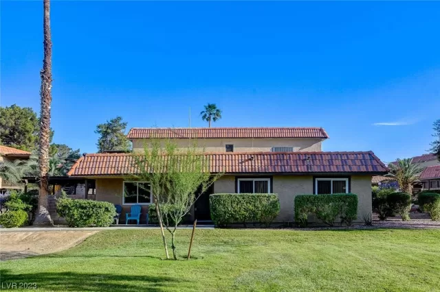 MLS: 2501770 Condo For Sale