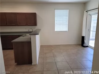 Photo #6: 2501775 Listing 