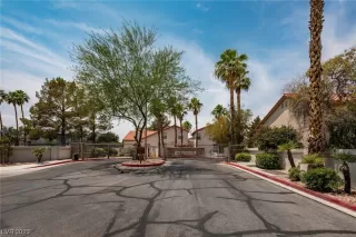 Photo #1: 2501785 Listing 