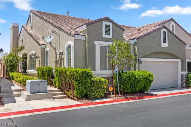 MLS: 2501851 Condo For Sale