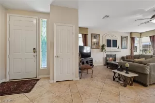 Photo #3: 2501851 Listing 