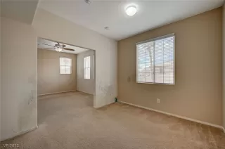 Photo #5: 2501878 Listing 