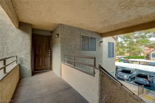 Photo #3: 2501891 Listing 