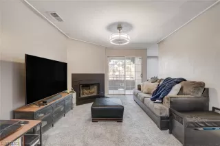 Photo #5: 2501891 Listing 